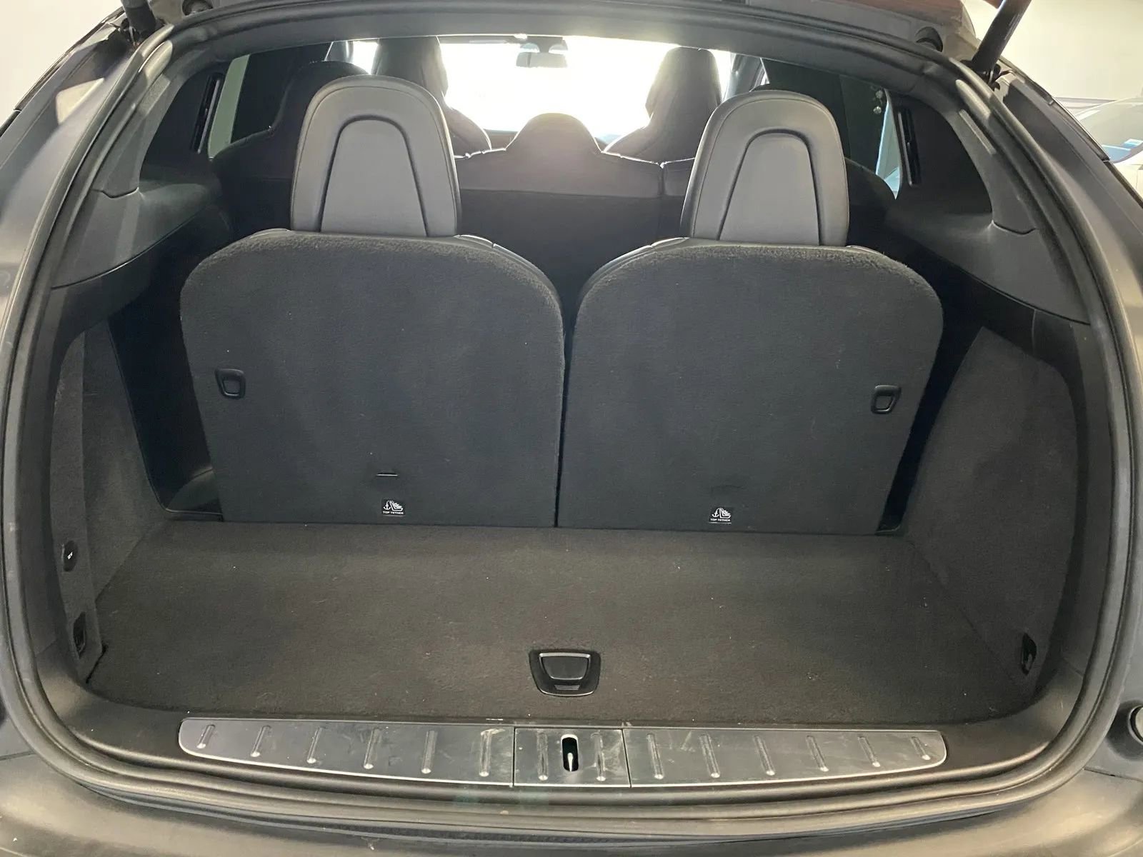 Used 2018 Tesla Model X 75D image 8