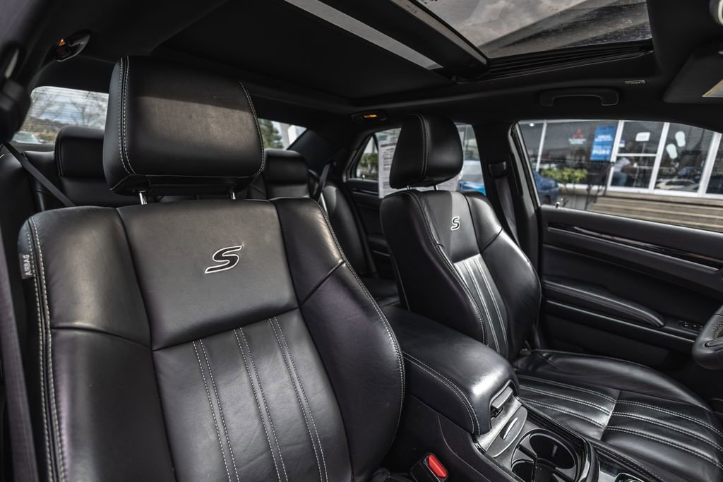 Used 2023 Chrysler 300 S RWD image 29