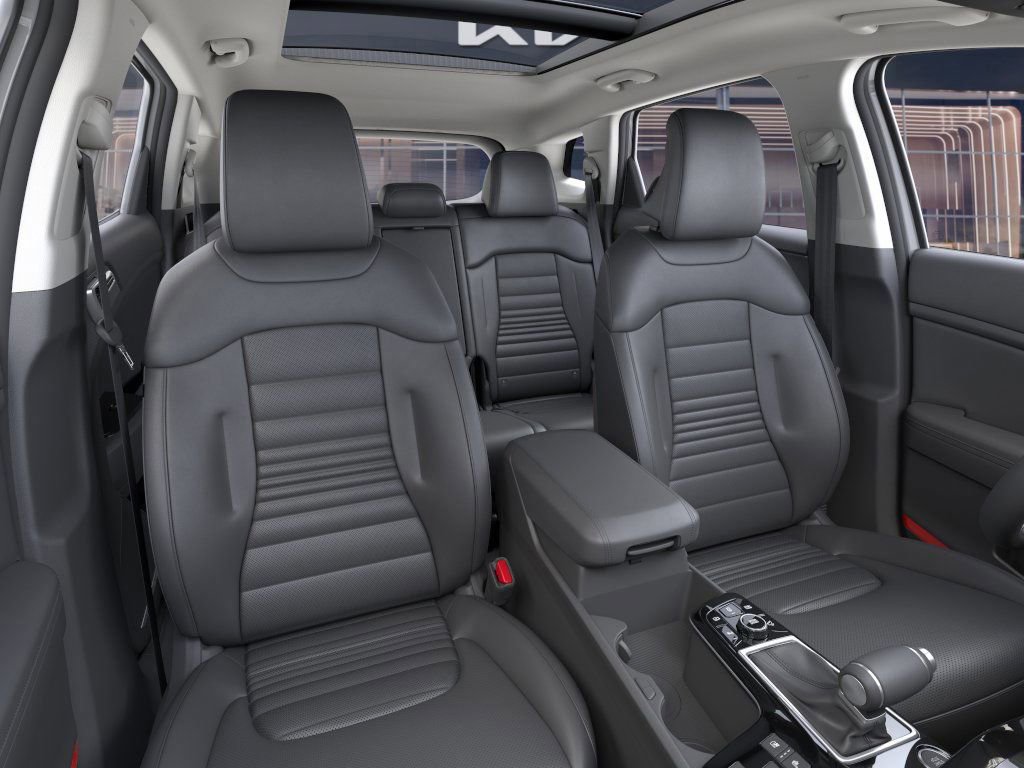 New 2025 Kia Sportage SX image 17