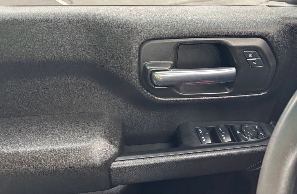 Used 2024 Chevrolet Silverado 1500 Custom AWD/4WD image 25