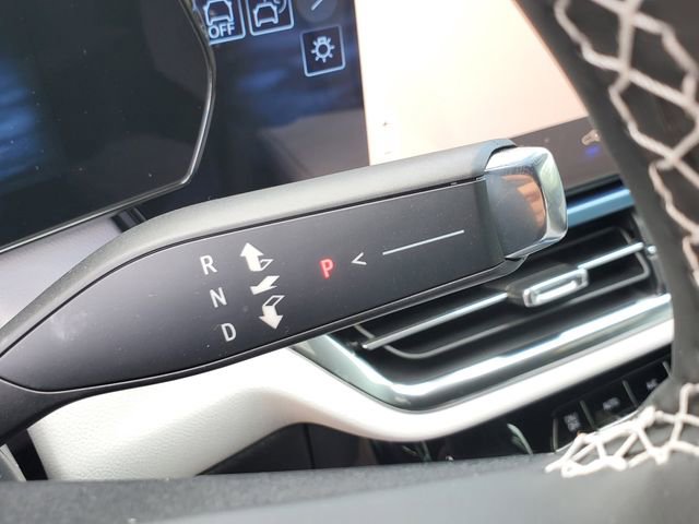 New 2026 Chevrolet Equinox EV LT image 15