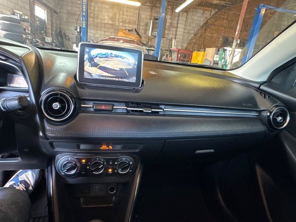Used 2017 Toyota Yaris iA FWD image 21