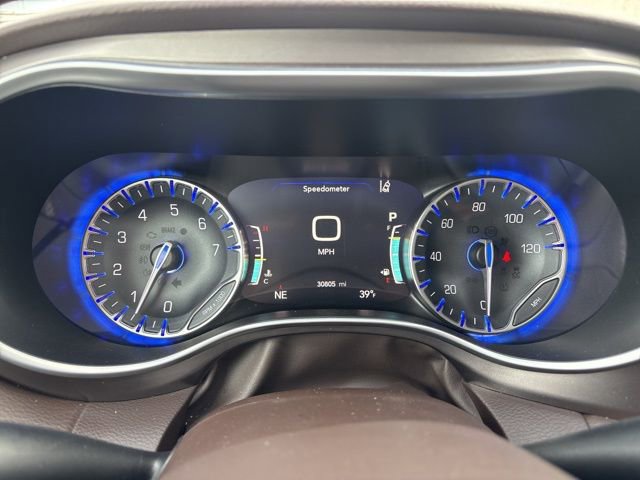 Used 2018 Chrysler Pacifica Touring-L Plus w/ Advanced Safetytec Group image 12