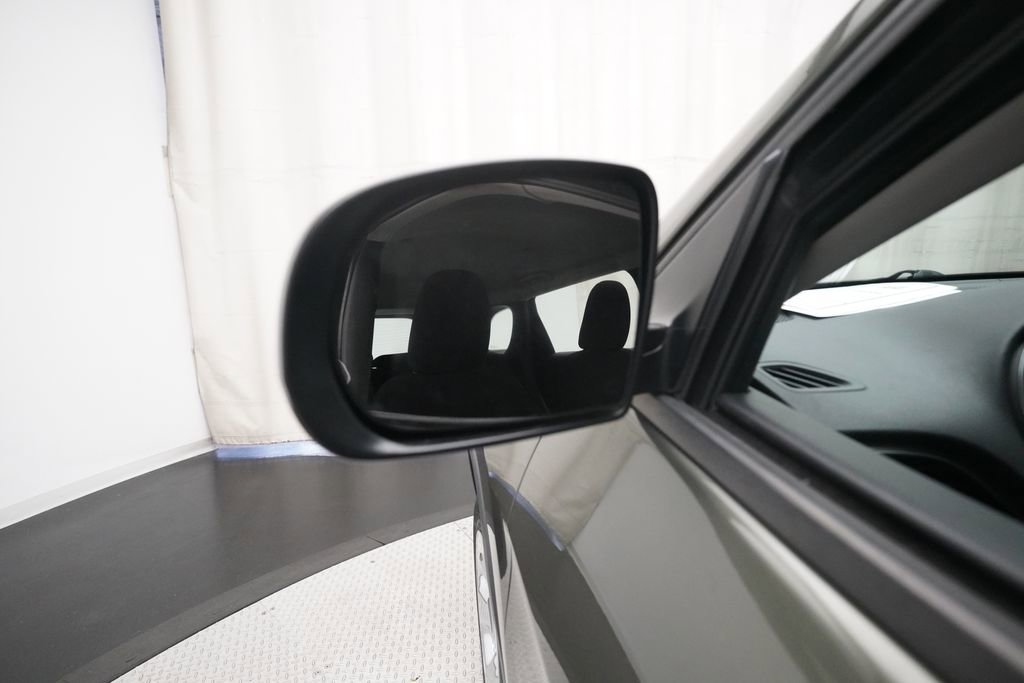 Used 2019 Jeep Cherokee Sport w/ Cold Weather Group image 24