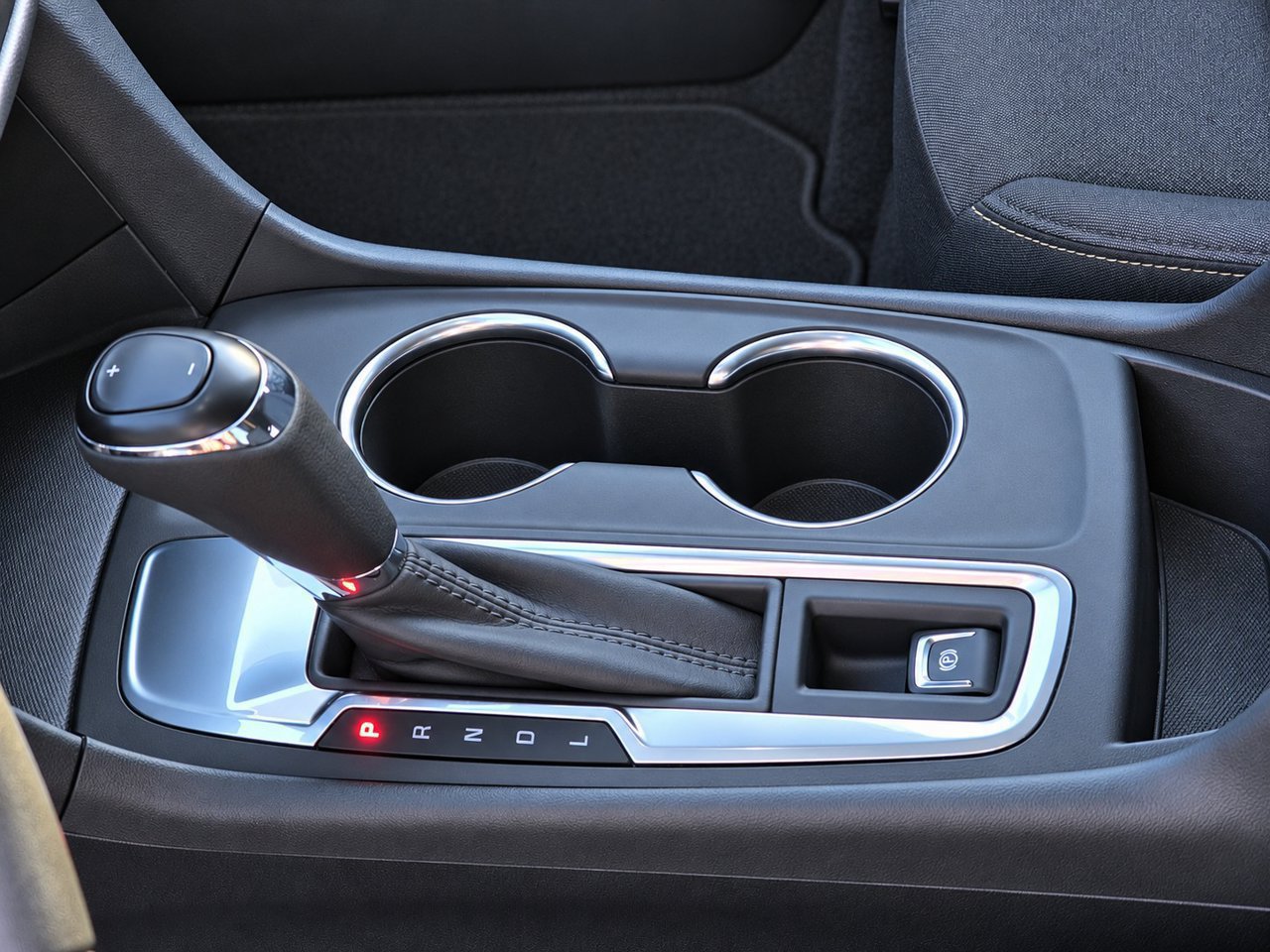 Certified 2020 Chevrolet Equinox LT FWD image 19