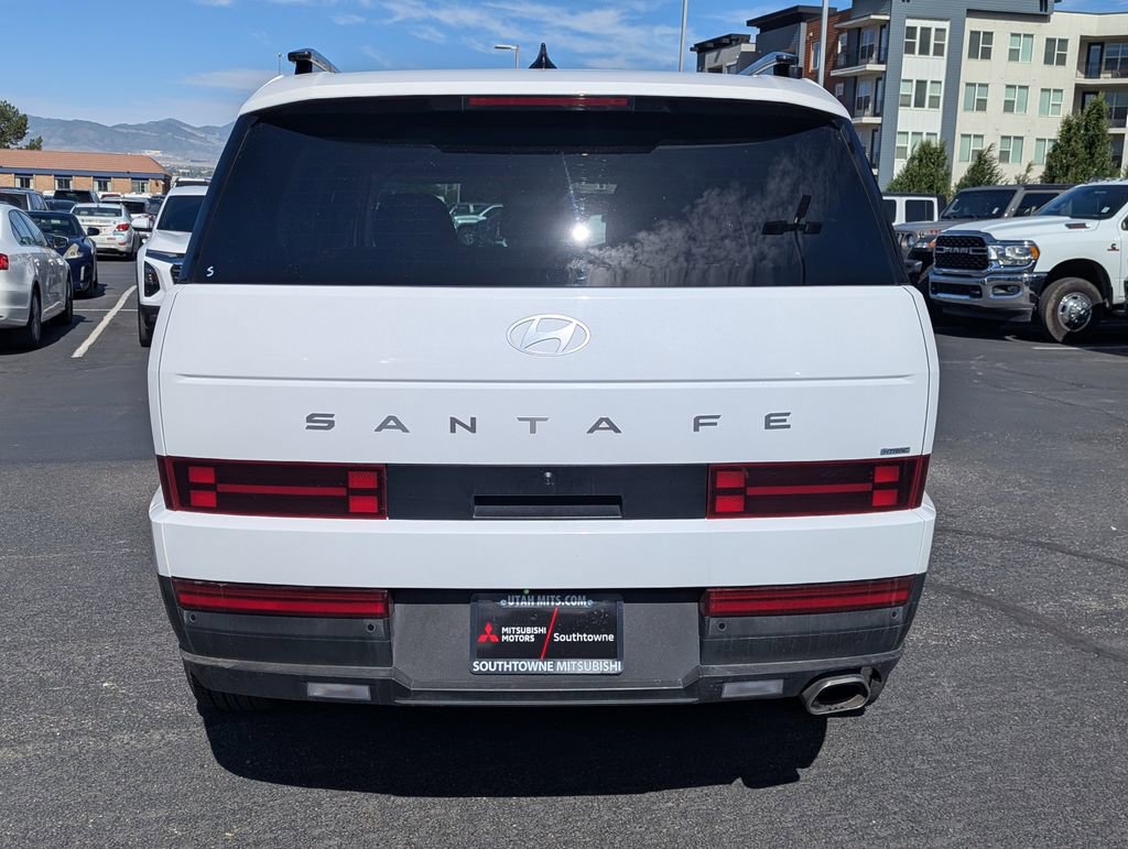 Used 2025 Hyundai Santa Fe SEL AWD/4WD image 5
