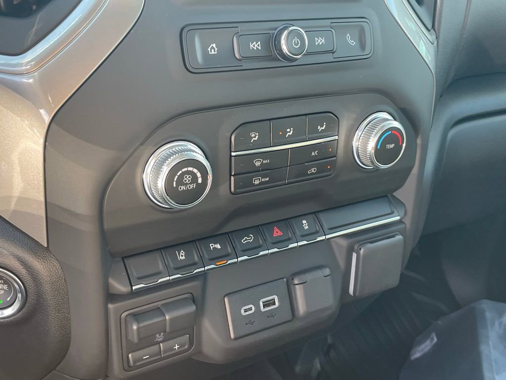New 2025 GMC Sierra 2500 Pro w/ Convenience Package image 18