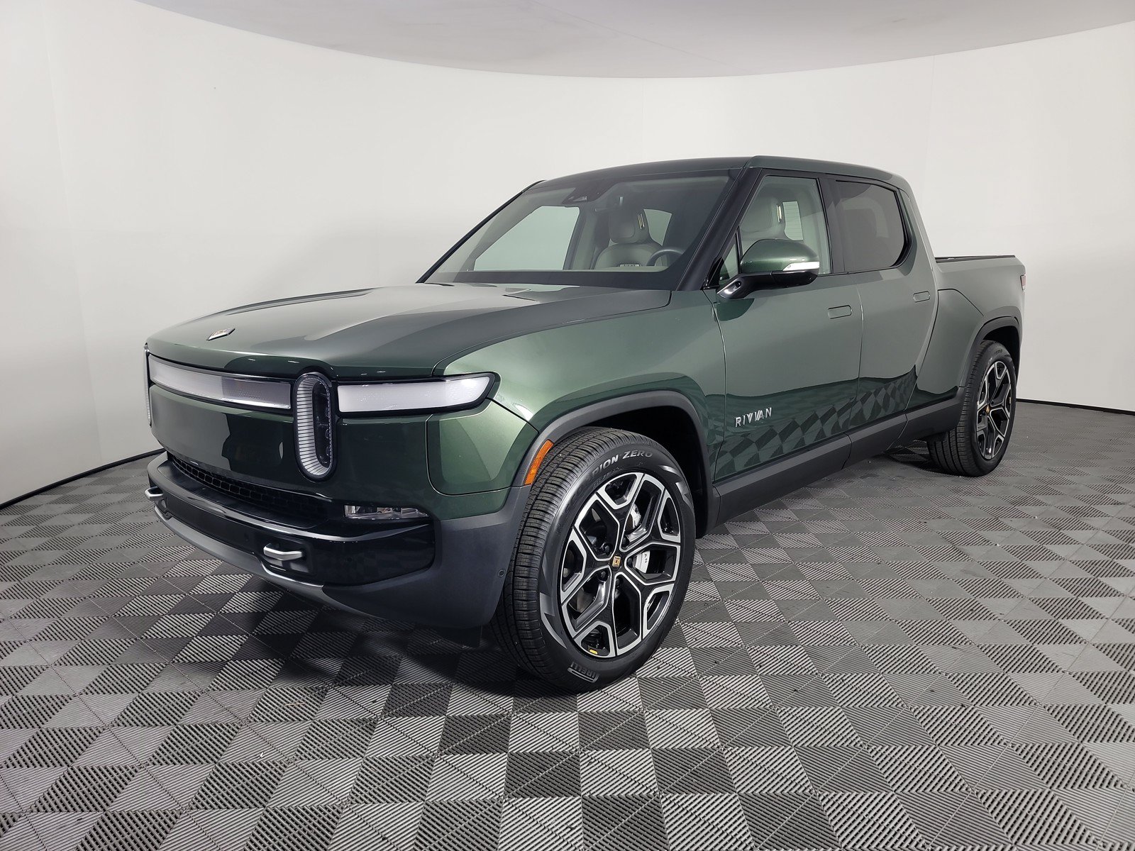 Used 2024 Rivian R1T Adventure