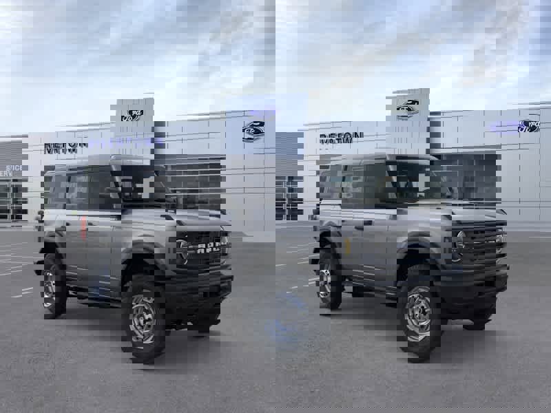 New 2025 Ford Bronco 4-Door image 7