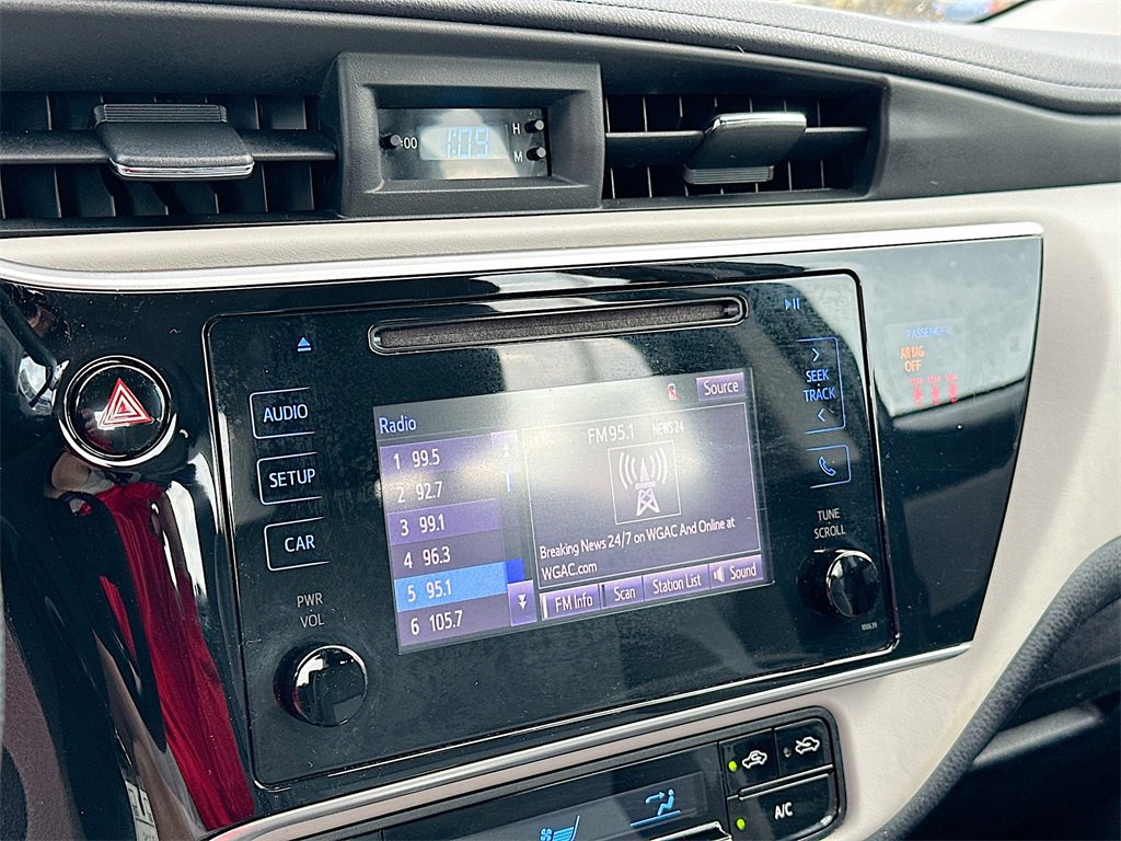 Used 2018 Toyota Corolla L image 13