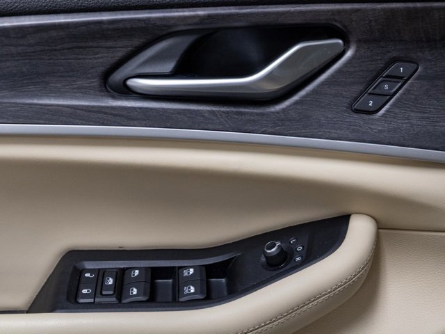 Certified 2023 Jeep Grand Cherokee L Limited w/ Black Appearance Package image 12