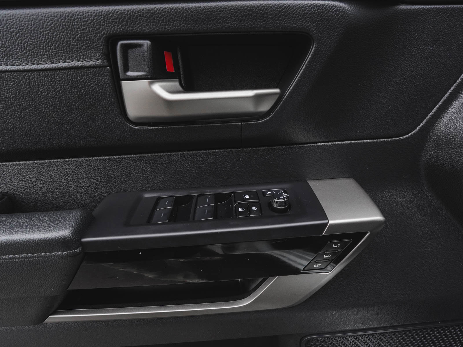 Used 2024 Toyota Tundra Limited image 10