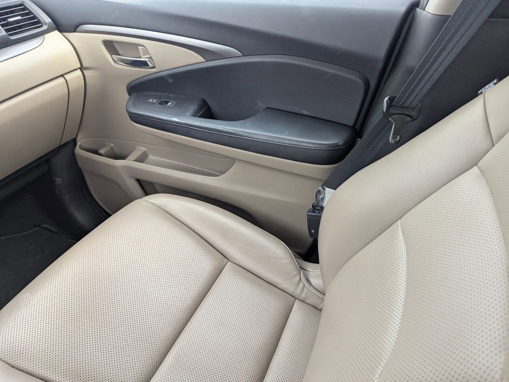 Used 2019 Honda Ridgeline RTL-T image 11