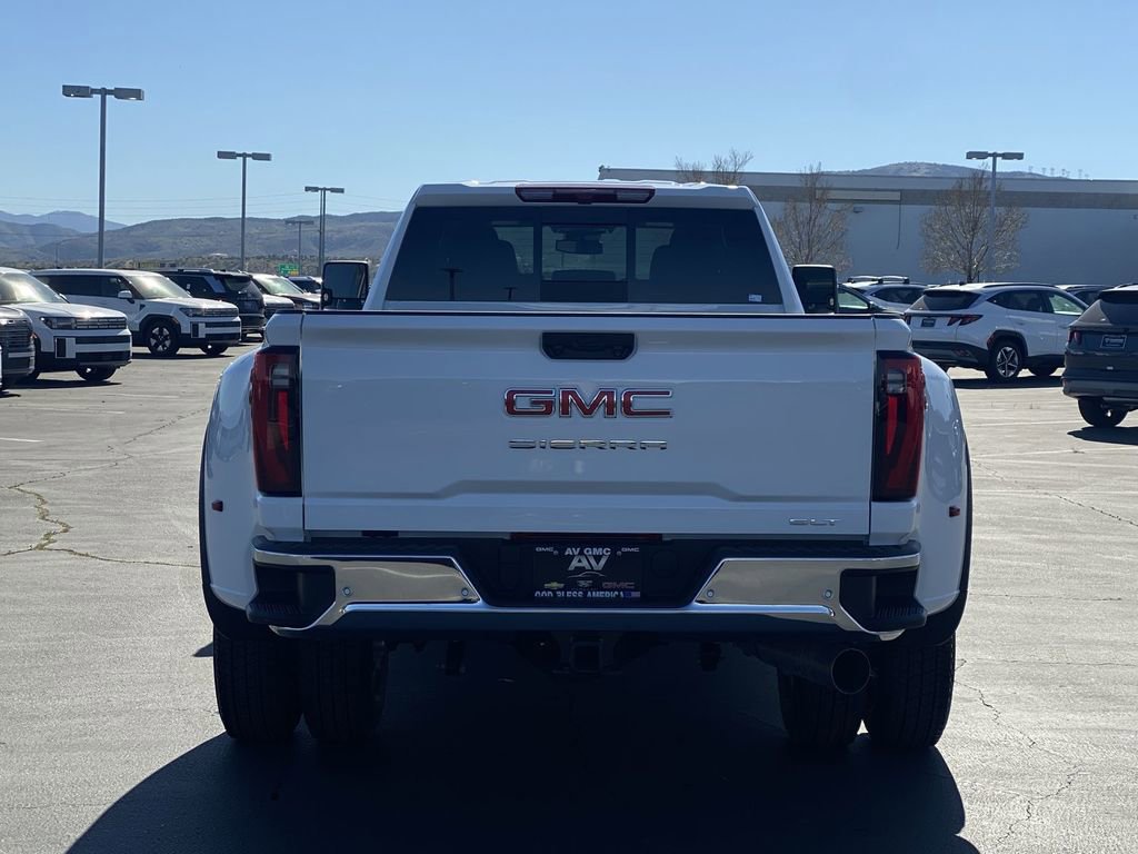 New 2026 GMC Sierra 3500 SLT w/ SLT Convenience Package image 14