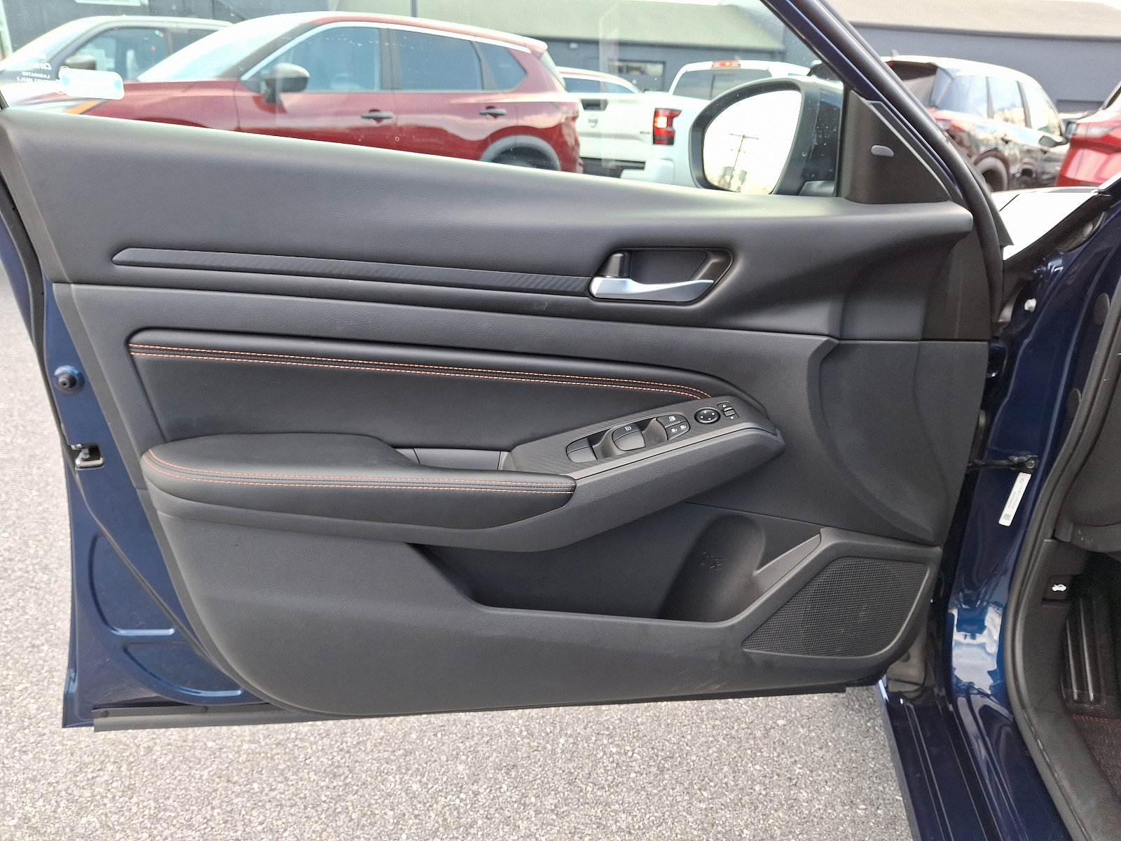 Certified 2022 Nissan Altima 2.5 SR image 12