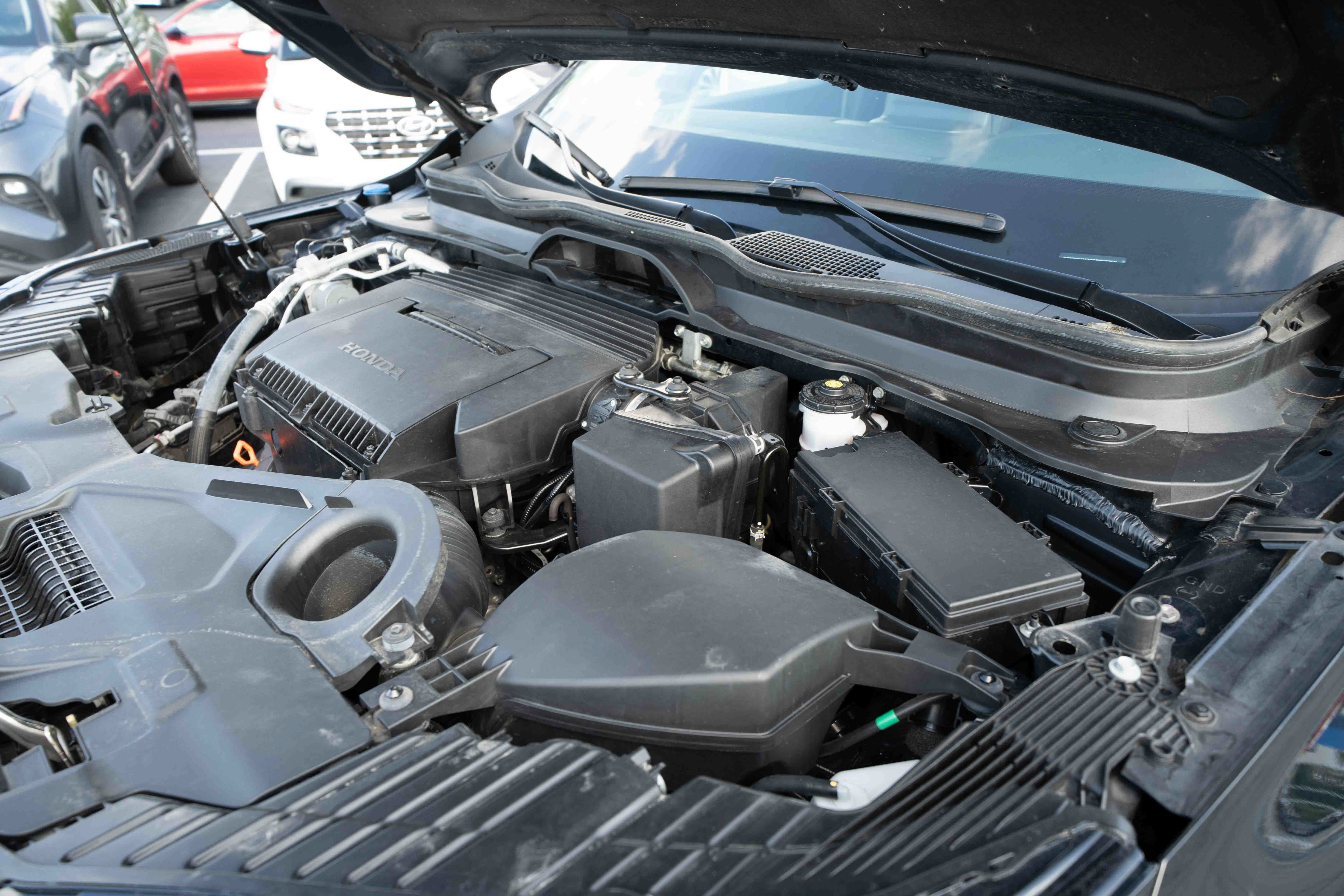 Used 2025 Honda Pilot Touring image 34