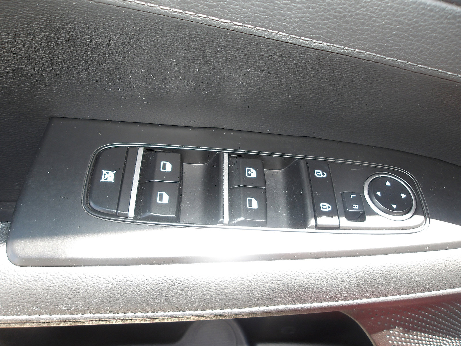 Used 2023 Kia Forte GT-Line w/ GT-Line Technology Package FWD image 15
