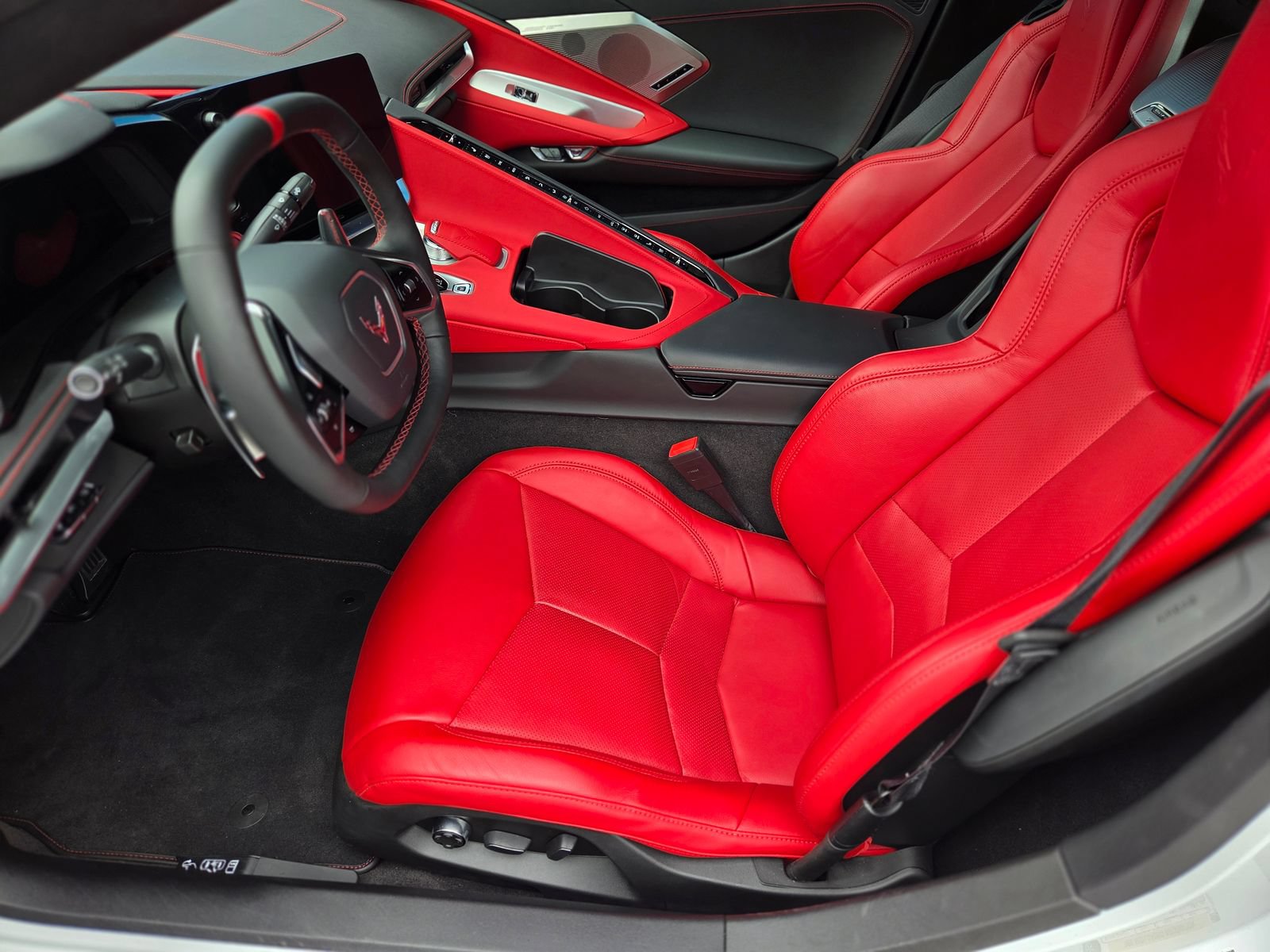 Used 2023 Chevrolet Corvette Stingray Preferred Cpe w/ Battery Protection Package RWD image 11