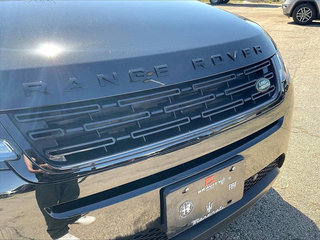 Used 2024 Land Rover Range Rover Evoque S AWD/4WD image 30