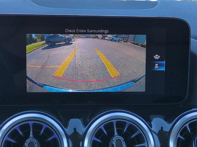 Used 2022 Mercedes-Benz GLA 250 4MATIC image 24