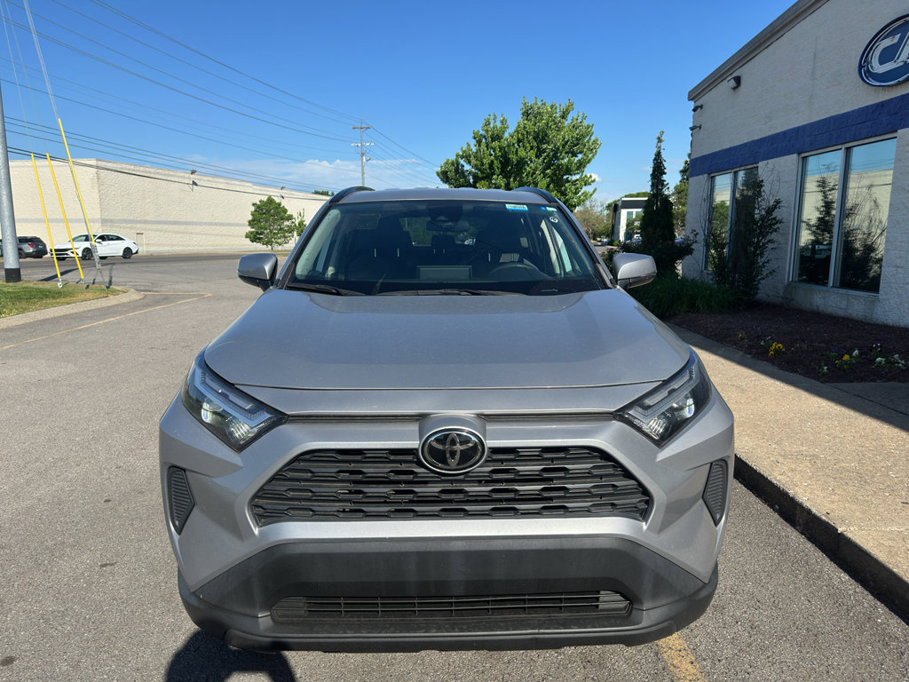 Used 2022 Toyota RAV4 XLE FWD image 10