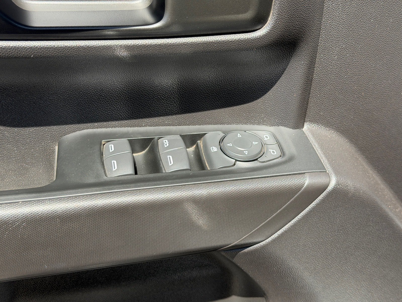 Used 2024 Chevrolet Silverado 1500 W/T w/ WT Convenience Package RWD image 17