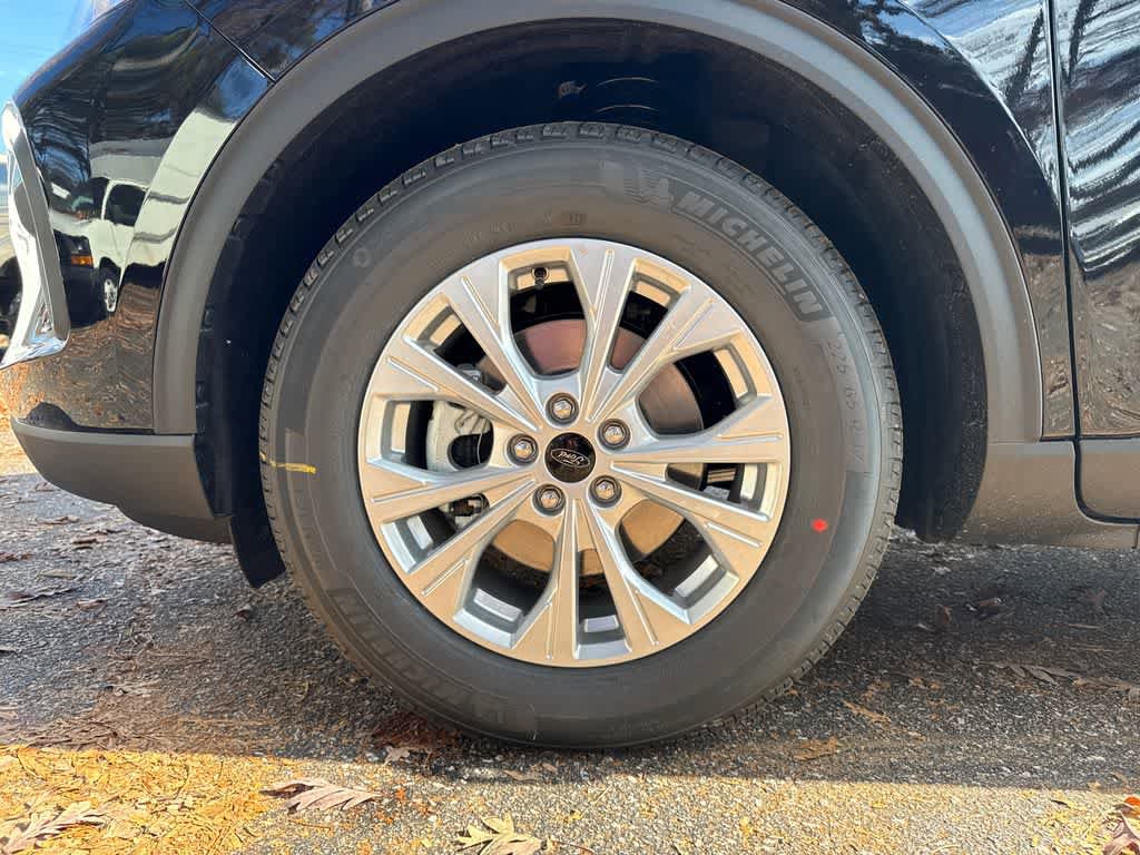 New 2026 Ford Escape Active FWD image 9