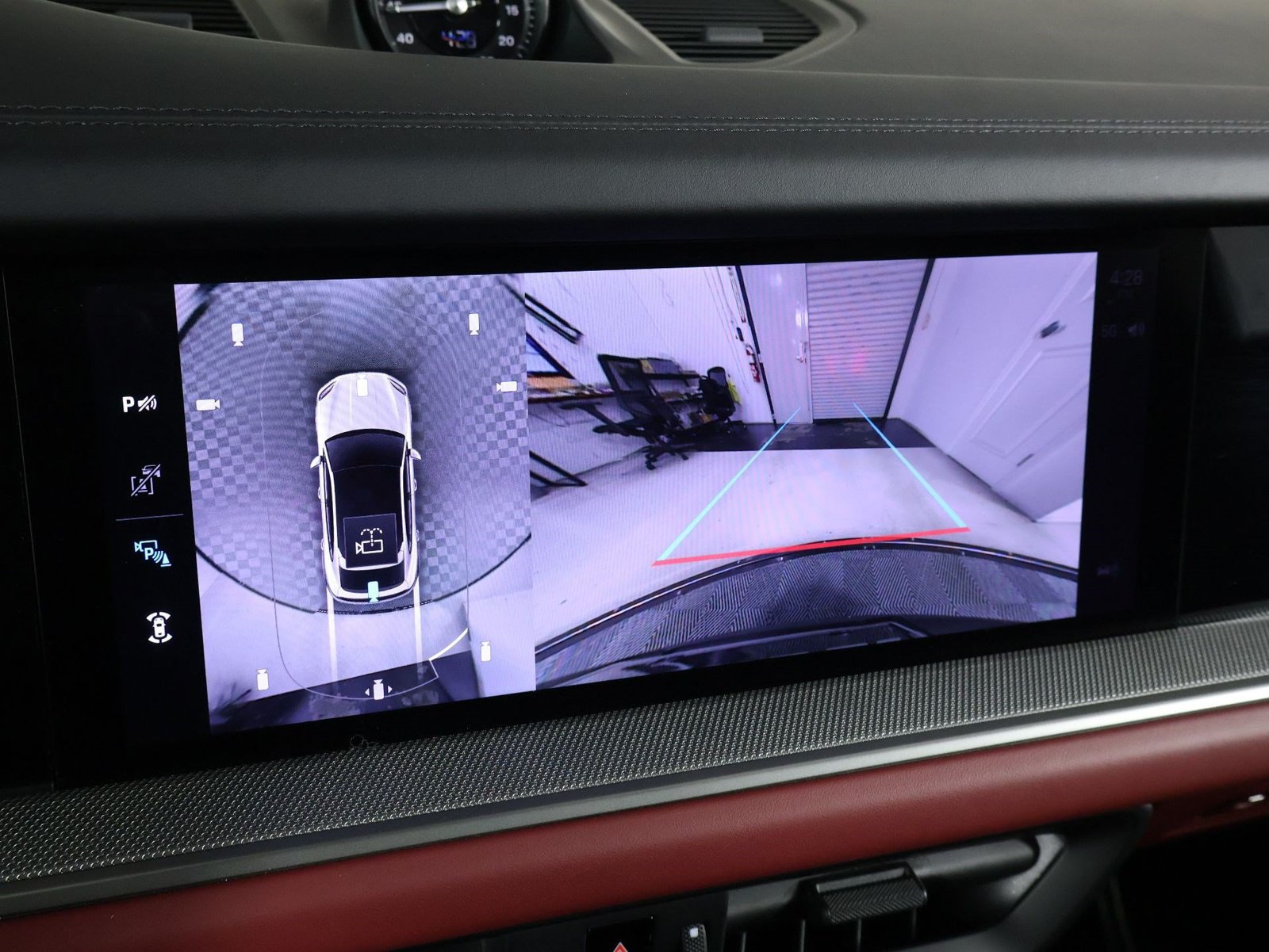 Certified 2026 Porsche Cayenne Coupe AWD/4WD image 17