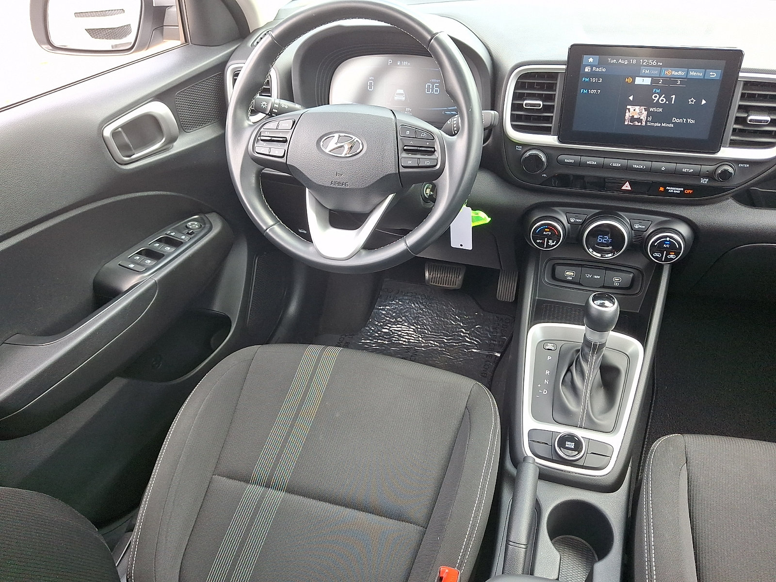 Certified 2023 Hyundai Venue SEL w/ Cargo Package FWD image 25