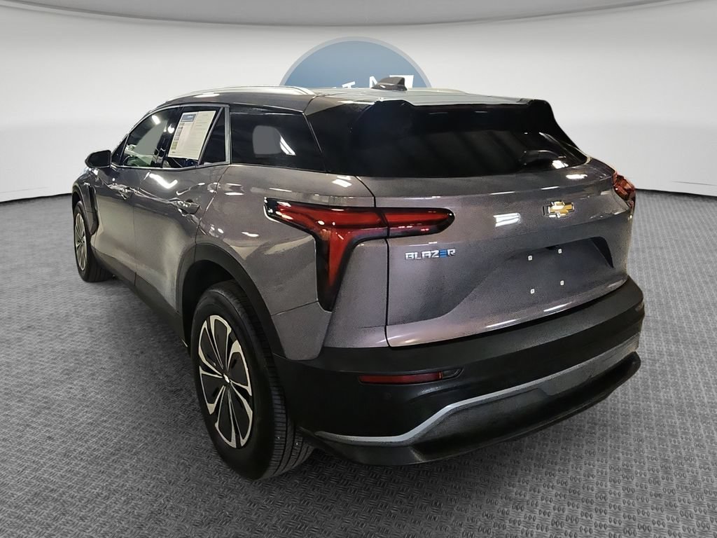 Used 2024 Chevrolet Blazer EV LT AWD/4WD image 7