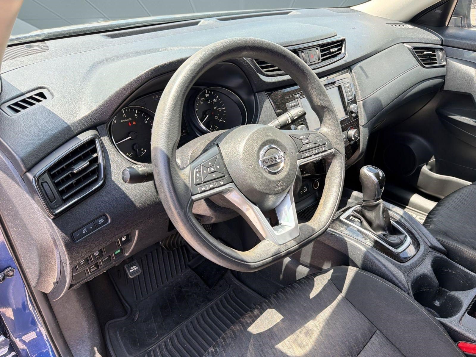 Used 2019 Nissan Rogue S AWD/4WD image 4