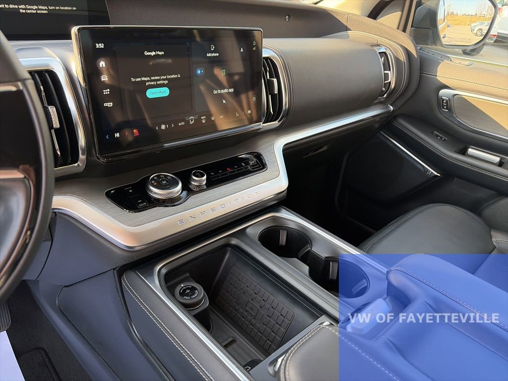 Used 2025 Ford Expedition Max Platinum image 18