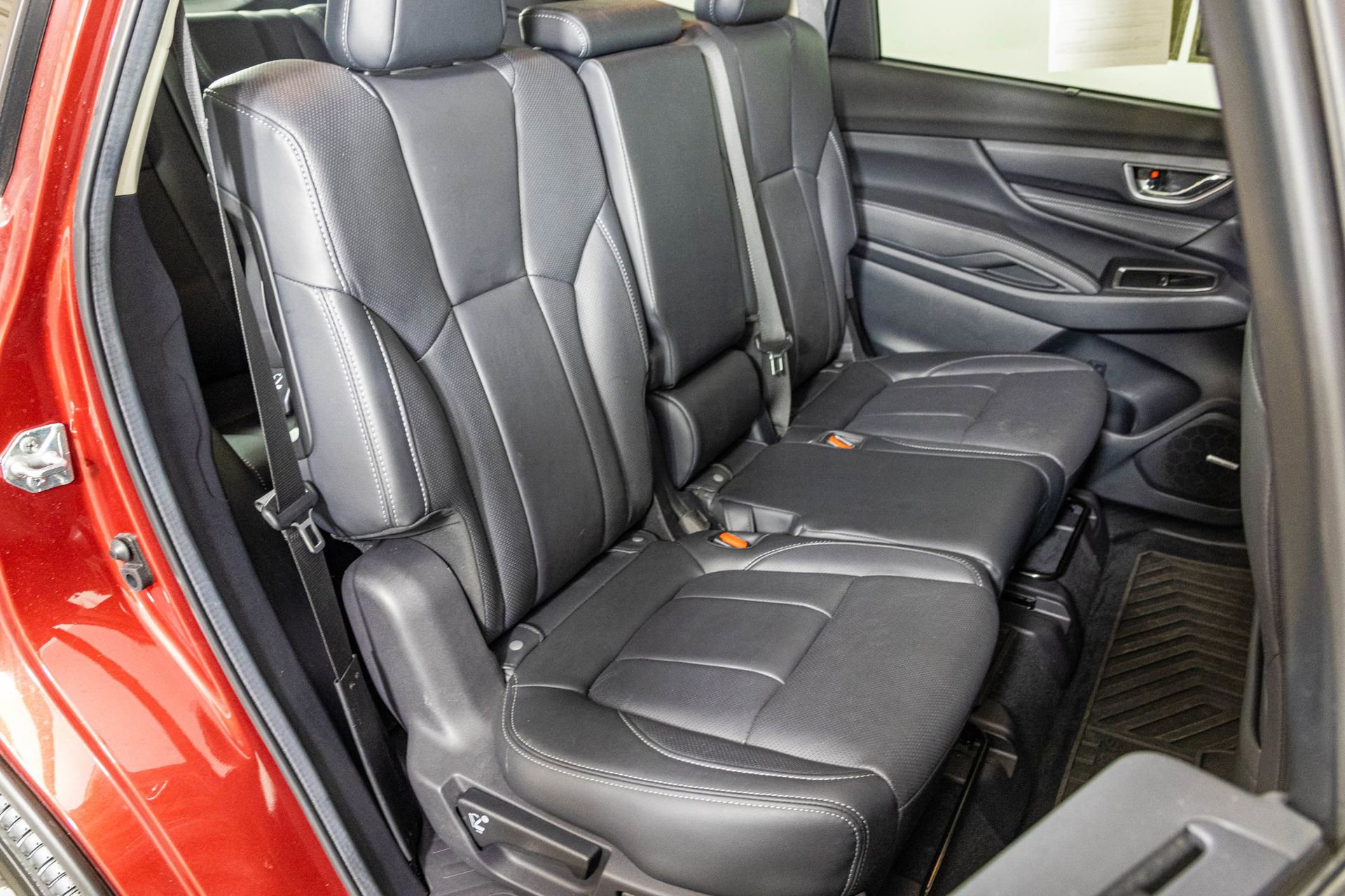 Used 2024 Subaru Ascent Limited w/ Technology Package AWD/4WD image 47