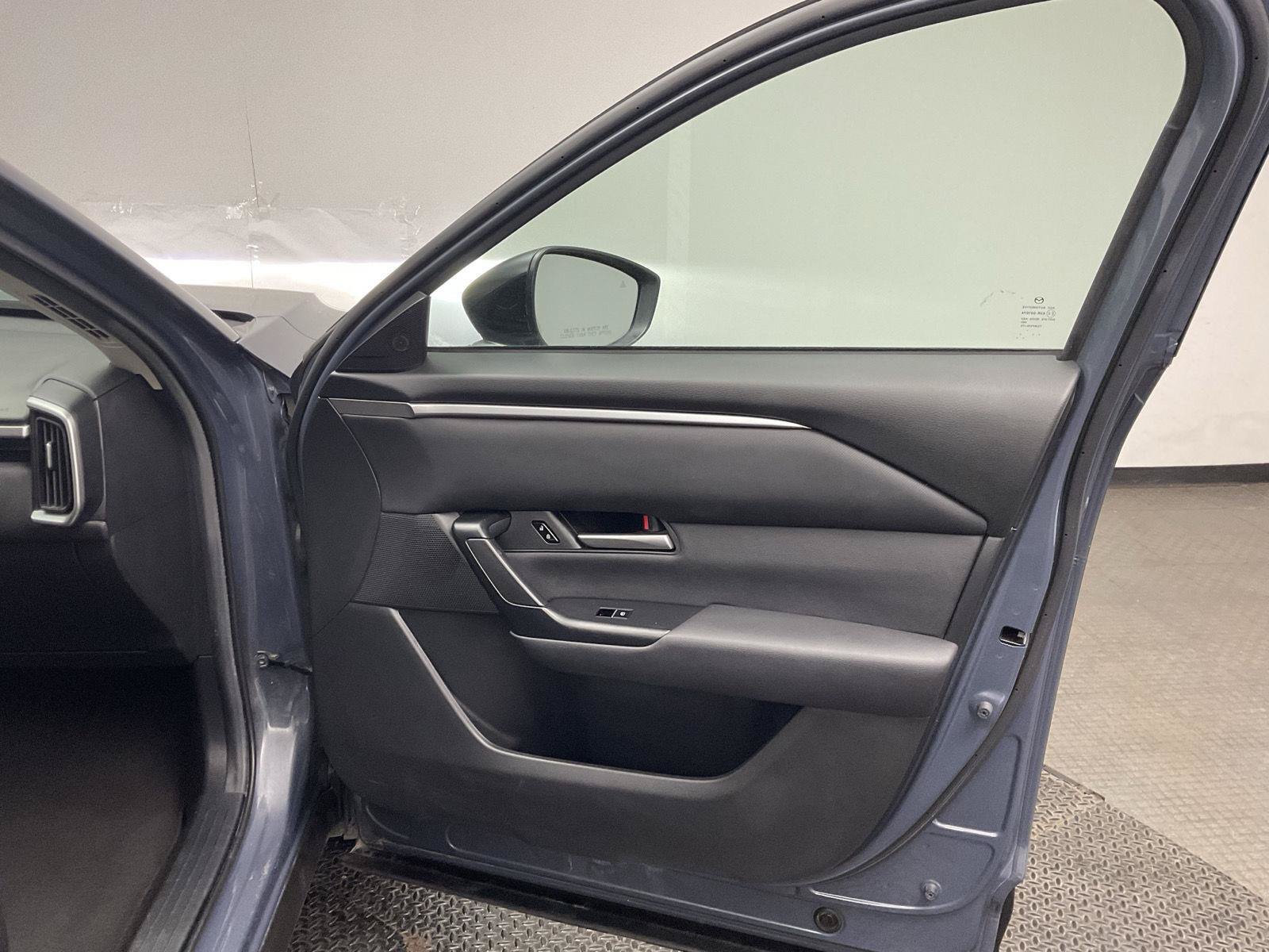 Used 2025 MAZDA CX-50 AWD 2.5 S w/ Preferred Package image 21