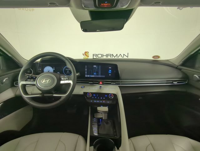 New 2026 Hyundai Elantra Limited FWD image 19