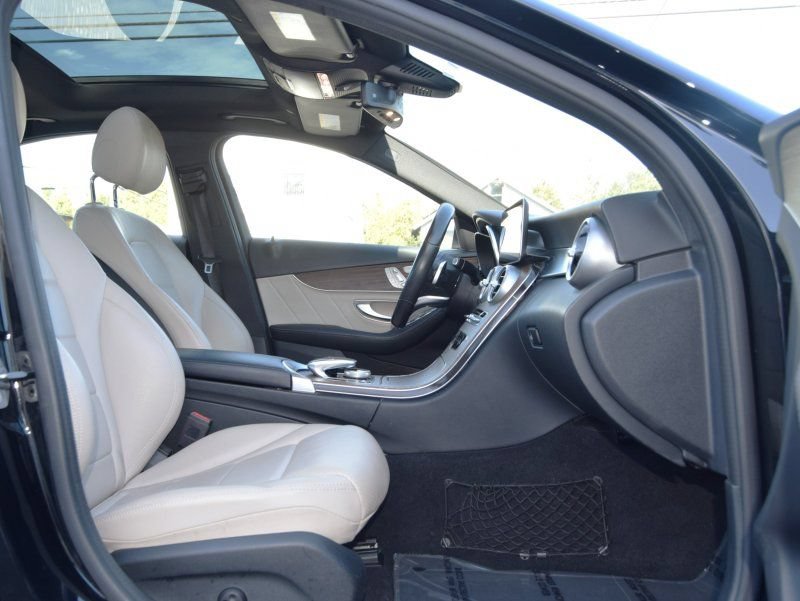 Used 2020 Mercedes-Benz C 300 4MATIC Sedan image 21