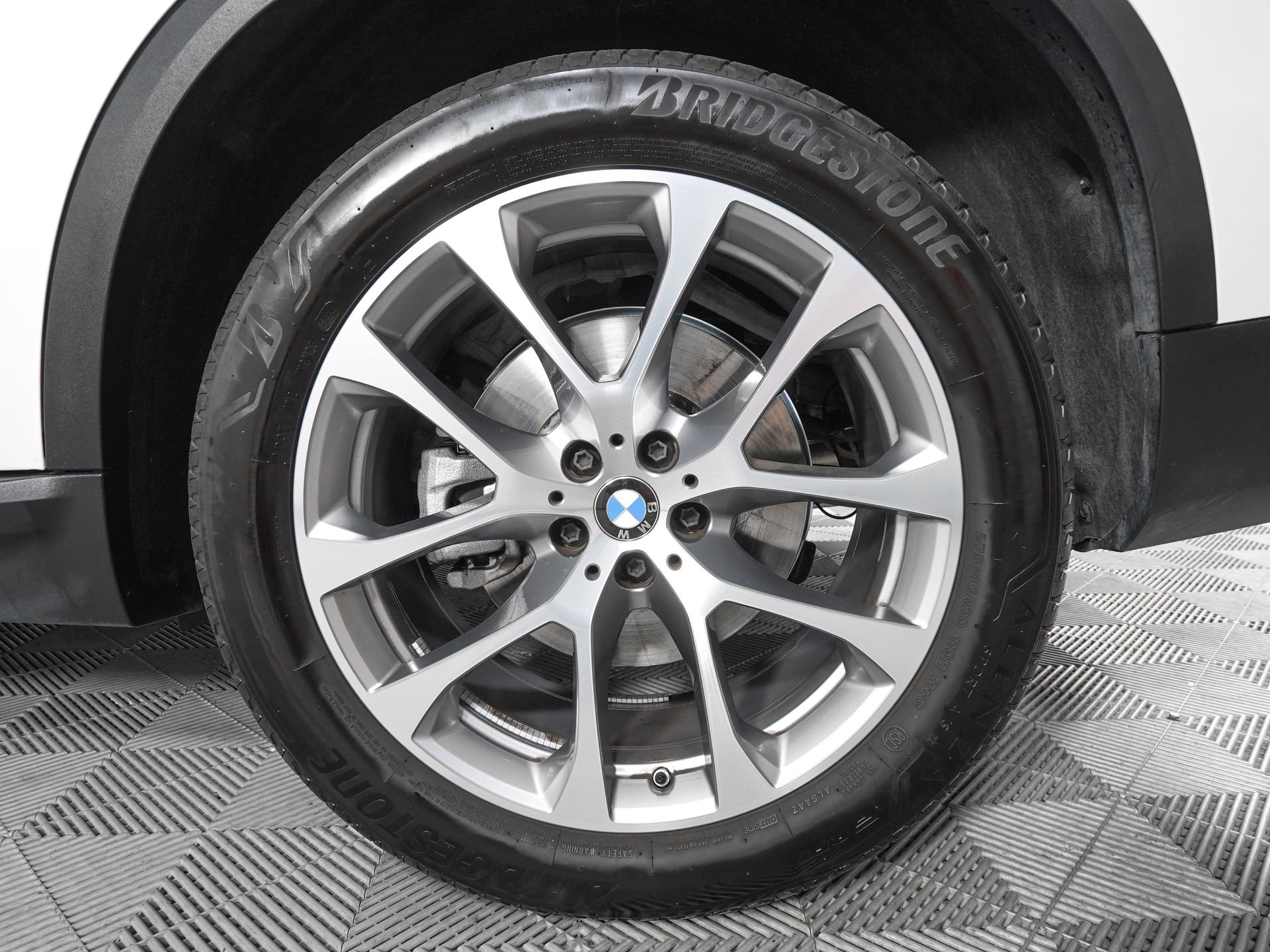 Used 2025 BMW X5 xDrive40i image 32