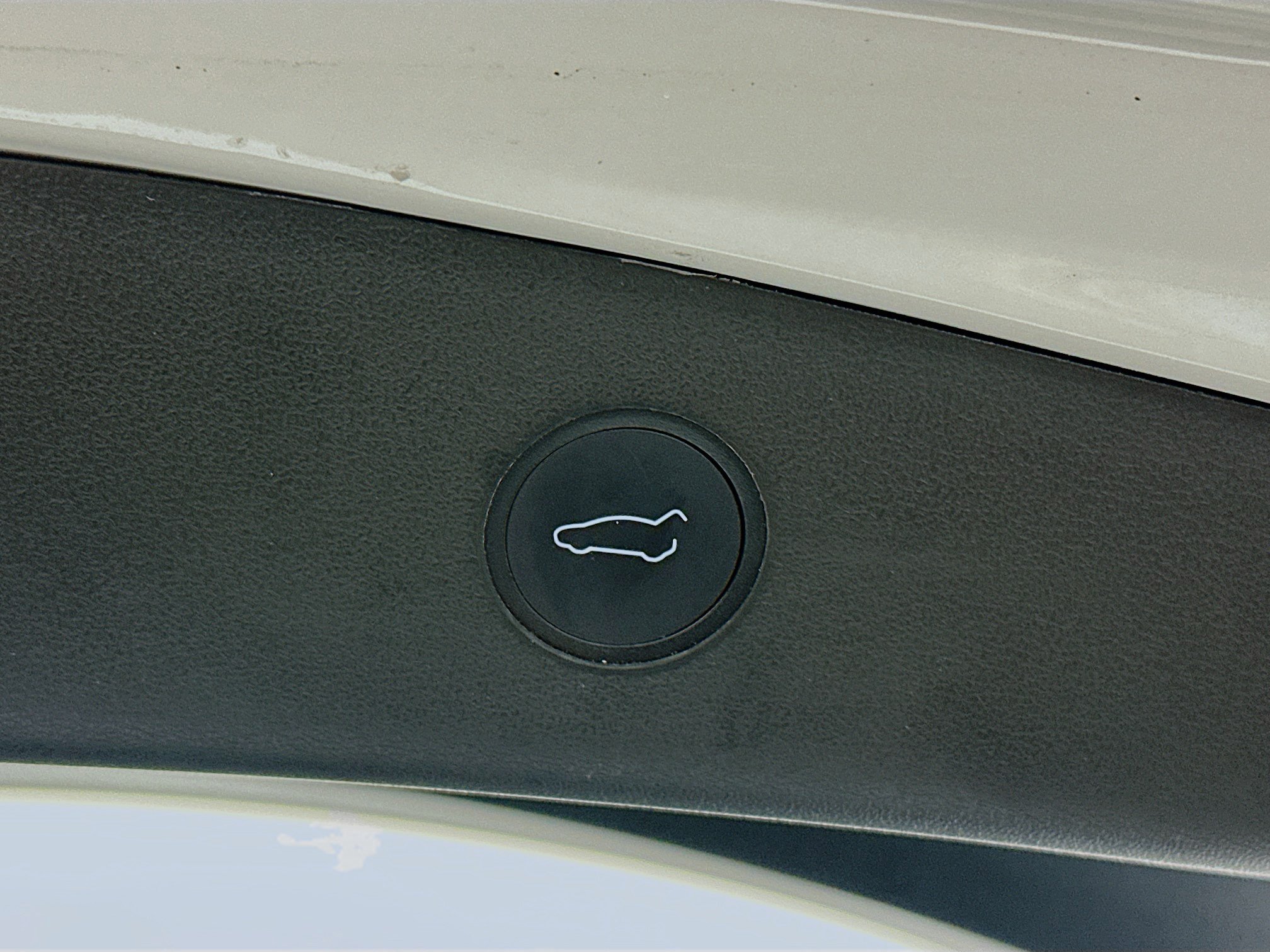 Used 2022 Tesla Model 3 Long Range AWD/4WD image 30