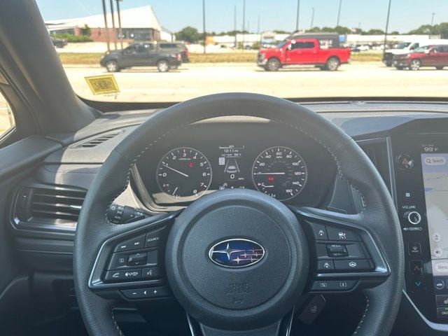 Used 2025 Subaru Forester Limited AWD/4WD image 17