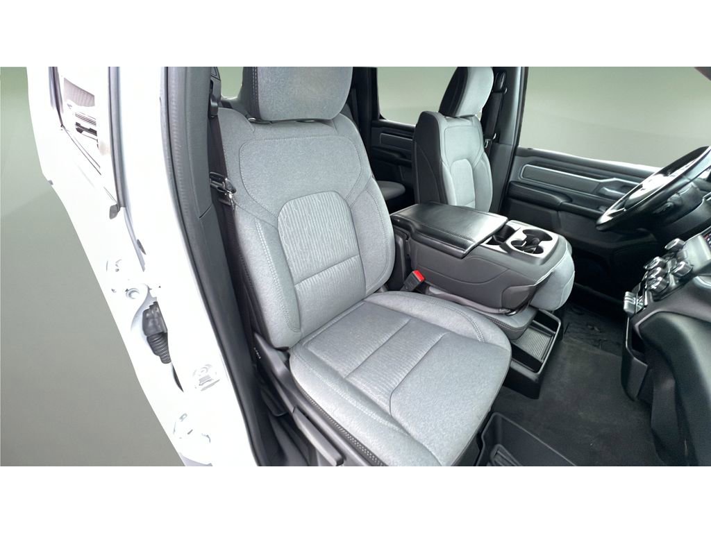 Used 2021 RAM 1500 Big Horn image 32