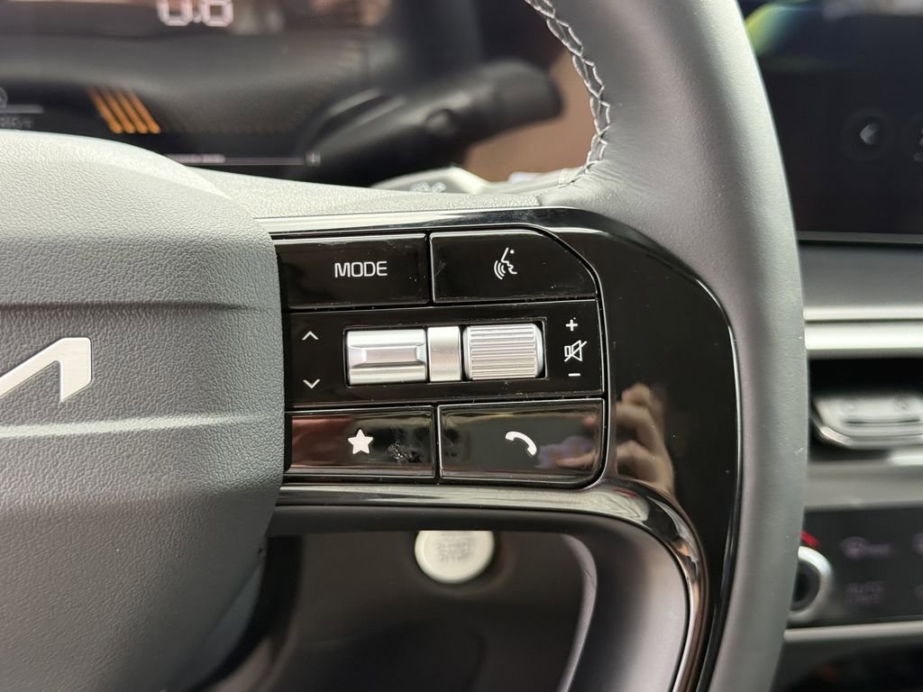 New 2026 Kia Sorento S w/ S Panoramic Sunroof Package image 30