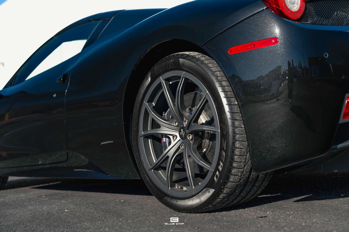 Used 2014 Ferrari 458 Spider image 7