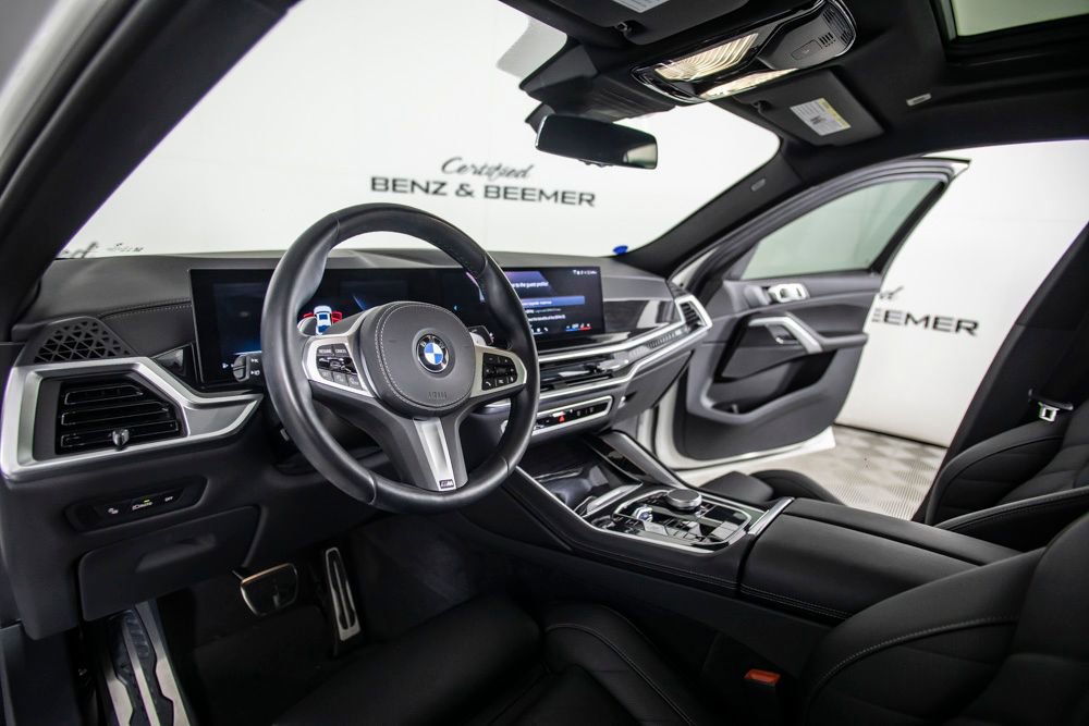Used 2024 BMW X6 xDrive40i w/ Parking Assistance Package image 23