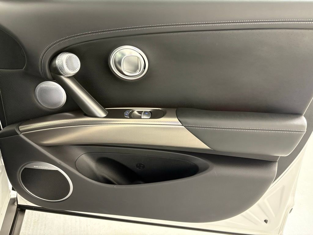 Used 2023 Genesis GV60 Advanced image 47