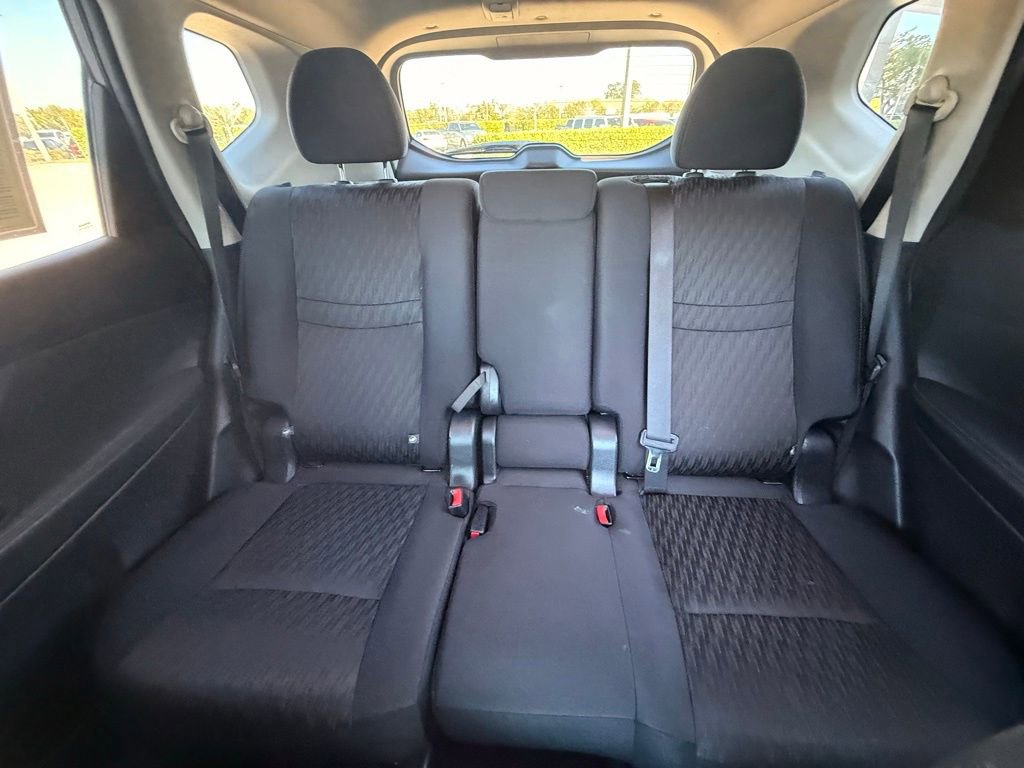 Used 2019 Nissan Rogue S w/ Special Edition Package image 24