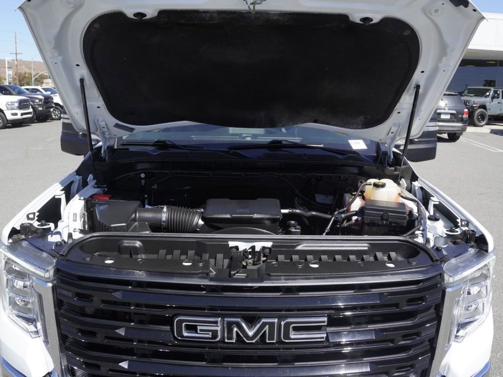 Used 2022 GMC Sierra 3500 Pro w/ Convenience Package AWD/4WD image 26