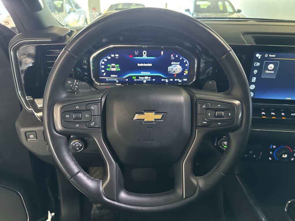 Used 2024 Chevrolet Silverado 1500 High Country w/ Technology Package RWD image 14
