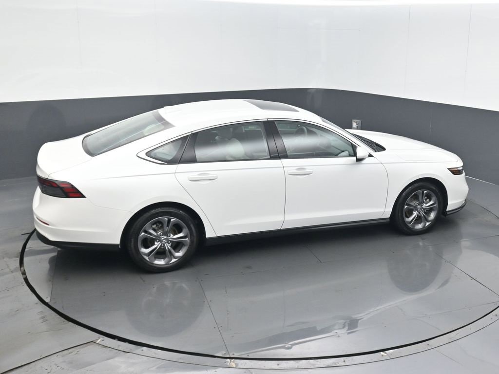 Certified 2024 Honda Accord EX image 24