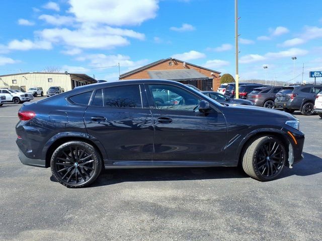 Used 2023 BMW X6 M50i w/ Executive Package image 2