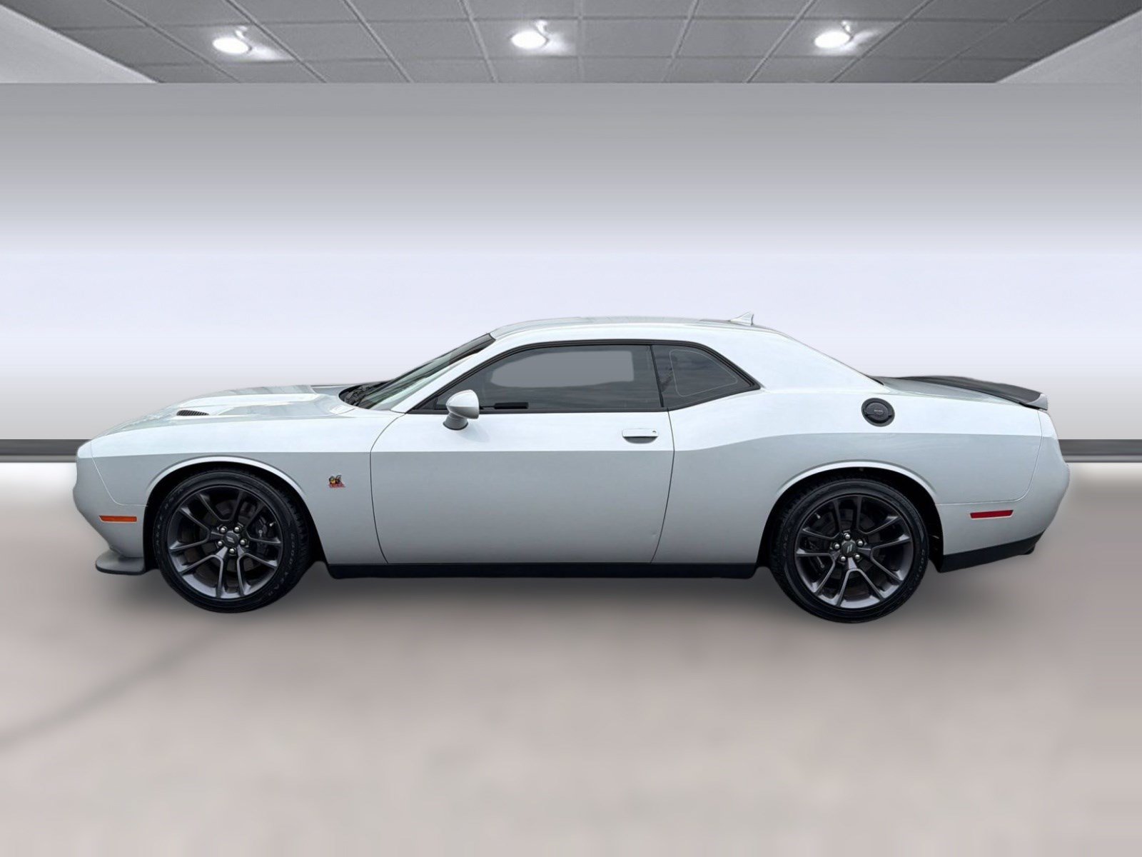 Used 2023 Dodge Challenger R/T Scat Pack w/ Plus Package RWD image 2